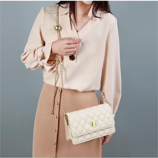2023 Women's Chain Crossbody Leather Underarm Conch Bag