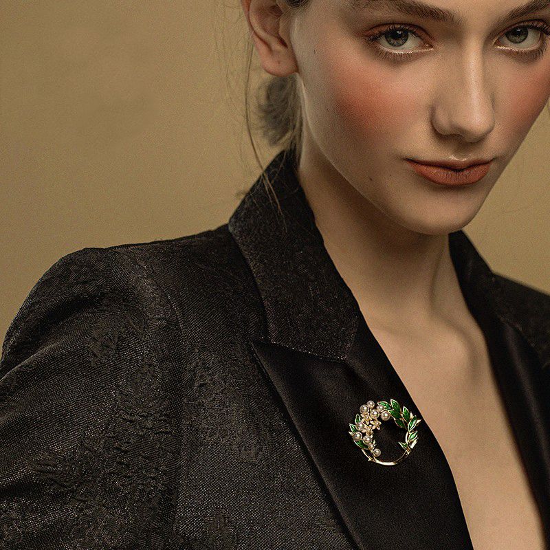 Gardenia Flower Women's Brooch Accessories Pins-Tajade